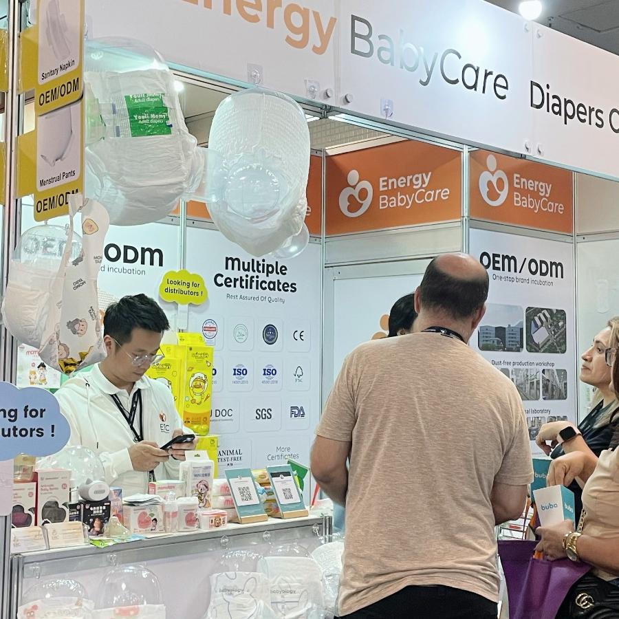 Momotaro демонстрируется в Brazil Baby & Maternity Expo: разделение доверенного ухода в подгузниках с миром